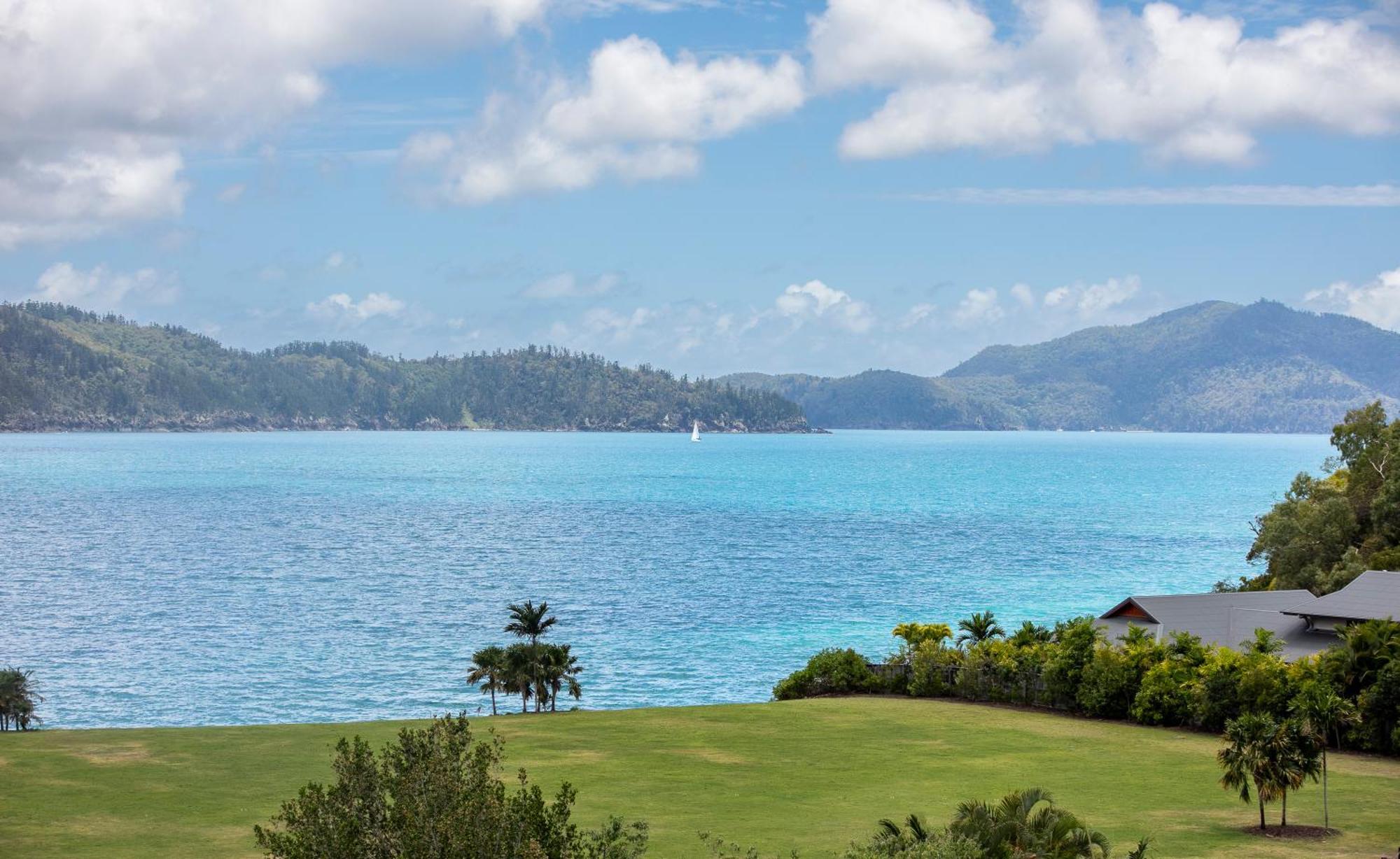 The Elite F208 By Hamorent On Hamilton Island Apartment Exterior photo